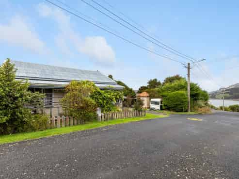 19 Downes Road, Roseneath