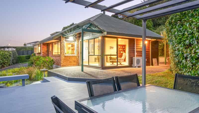 99 Waldorf Crescent, Orewa