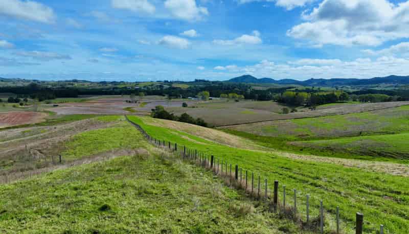 860  Kaiwaka Mangawhai Road, Kaiwaka