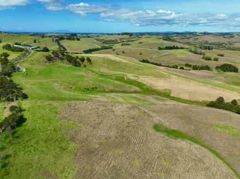 860  Kaiwaka Mangawhai Road, Kaiwaka