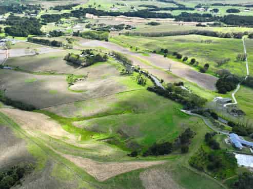 860  Kaiwaka Mangawhai Road, Kaiwaka