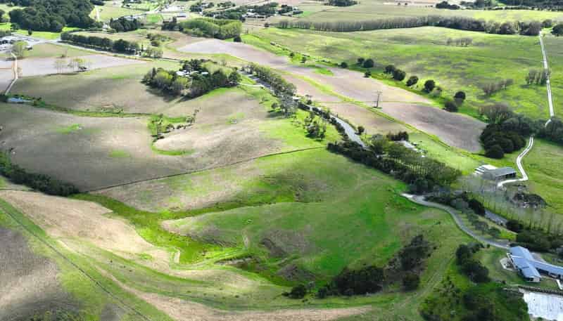 860  Kaiwaka Mangawhai Road, Kaiwaka