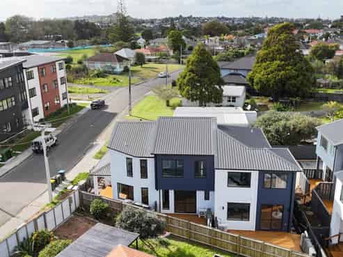 1-3, 20 William Blofield Avenue, Mount Roskill