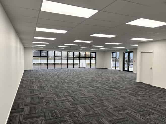 Brand New Warehouse & Ready Now