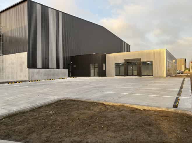Brand New Warehouse & Ready Now