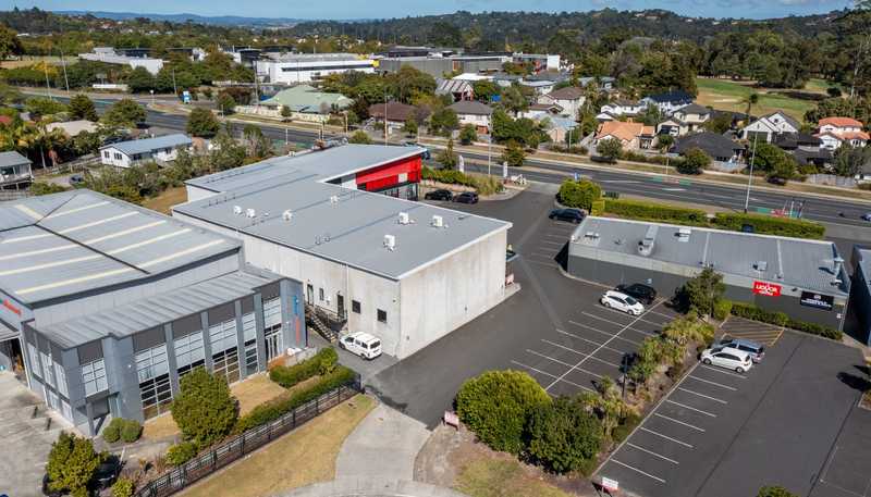 325 Albany Highway, Rosedale
