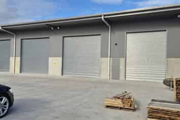 Modern and Secure High Stud Warehouse and Yard