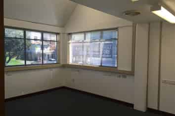 Mid-Range Office