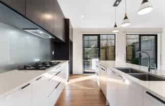 4/4 McQuoid Place, Glenfield