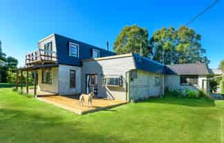 864 Sandy Knolls Road, West Melton