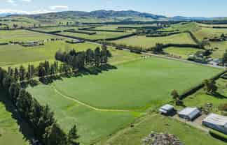 17 Karaka Road, Waikari