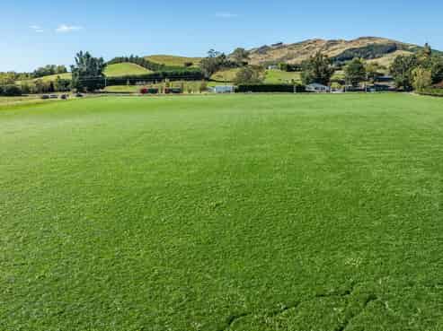 17 Karaka Road, Waikari