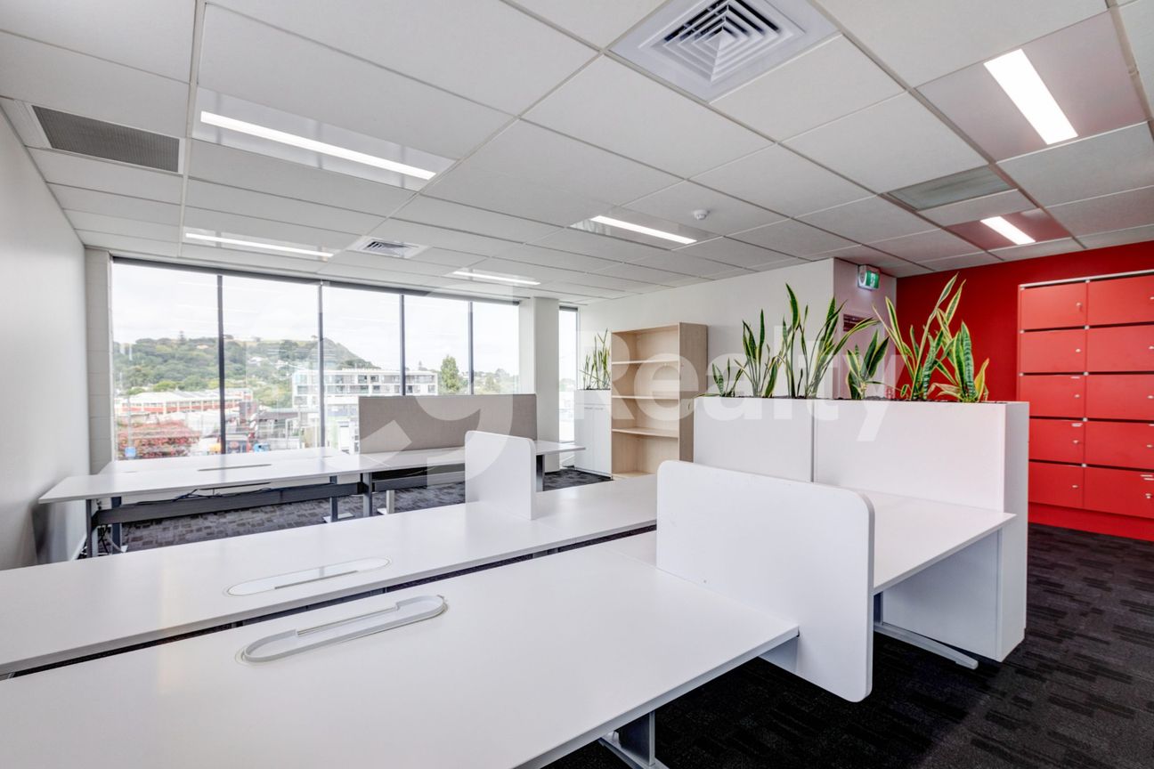 Top Floor Office, Eden Terrace - 648sqm - View 5
