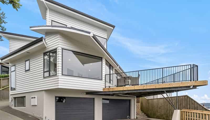 4A Robieson Lane, Roseneath