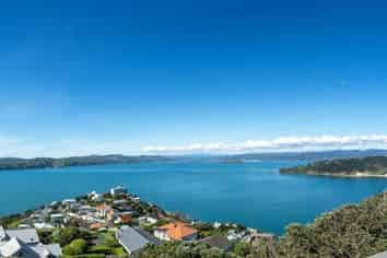 4A Robieson Lane, Roseneath