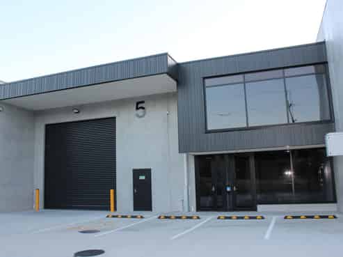 Prime Industrial Unit with Office/Showroom