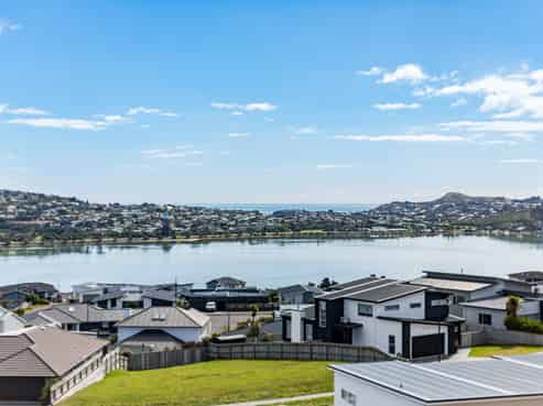 16a & 16b Okupe Grove, Aotea