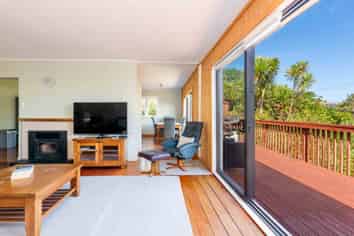 1 Waianga Place, OMAPERE