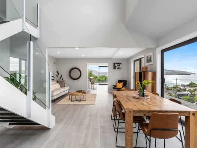 66 Cliffs Road, Saint Clair