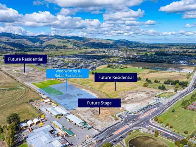 Brand New Retail Space – Next to Woolworths!
