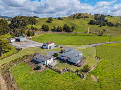 674 Marlow Road, Maromaku