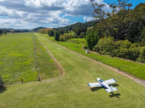 674 Marlow Road, Maromaku