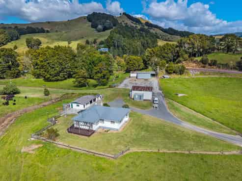 674 Marlow Road, Maromaku