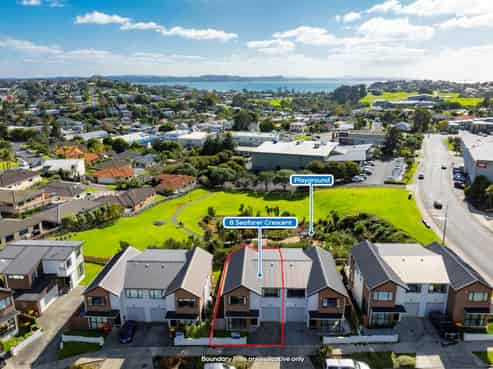 8 Seafarer Crescent, Arkles Bay
