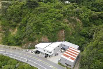 Combo Office / Workshop in Kaiwharawhara, Wellington