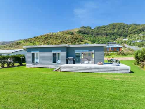 3 Mahia Heights Drive, Mahia