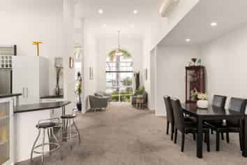 4 Joshua Lane, LYTTON WEST