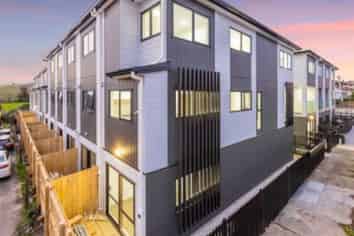 8/717 Sandringham Road Ext, Mount Roskill