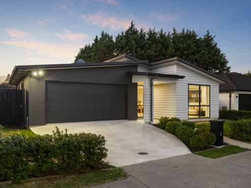 16 Te Rata Boulevard, Karaka
