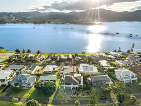 141 Omaha Drive, Omaha