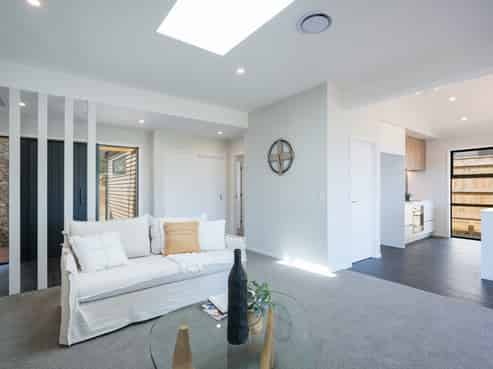 7 Hill Tops Way, Stoke