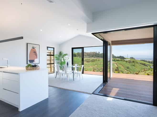 7 Hill Tops Way, Stoke