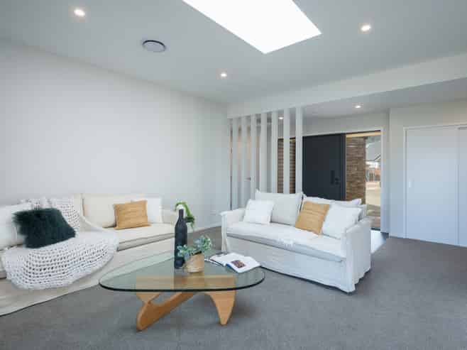 7 Hill Tops Way, Stoke