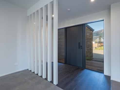 7 Hill Tops Way, Stoke
