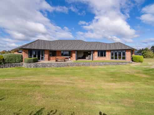 24 Oraka Street, Te Anau