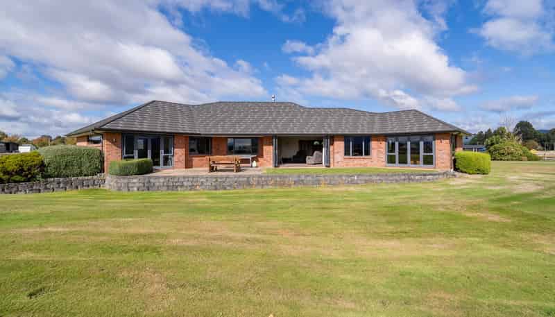 24 Oraka Street, Te Anau