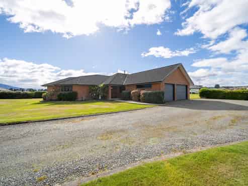 24 Oraka Street, Te Anau