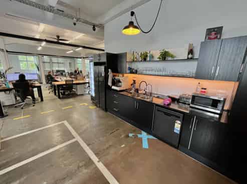 Ground Floor, Turnkey, with Industrial Character