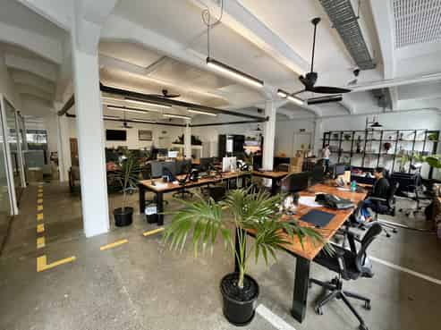 Ground Floor, Turnkey, with Industrial Character