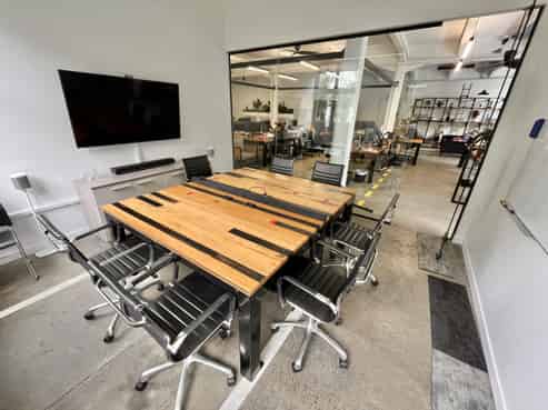 Ground Floor, Turnkey, with Industrial Character