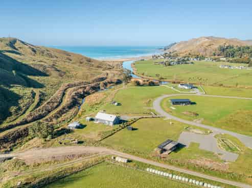64 Punawaitai Road, Central Hawkes Bay Coastal