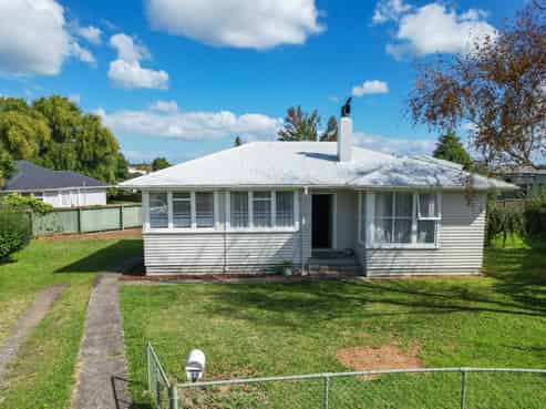 17 Davies Street, Paeroa