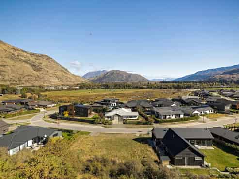 15 Sandford Terrace, Lower Shotover