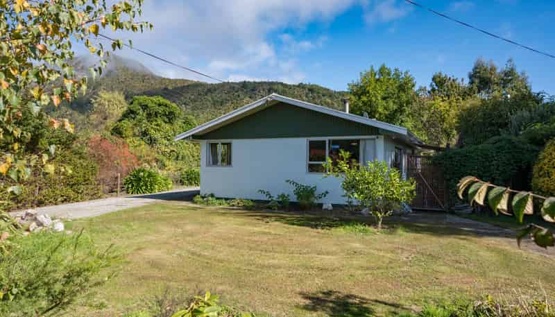 136 Fairfax Street, Murchison