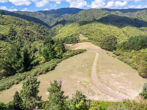 115 Kaitawa Road, Hautere
