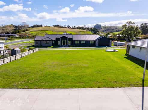 3 Manaaki Circle, Paparoa